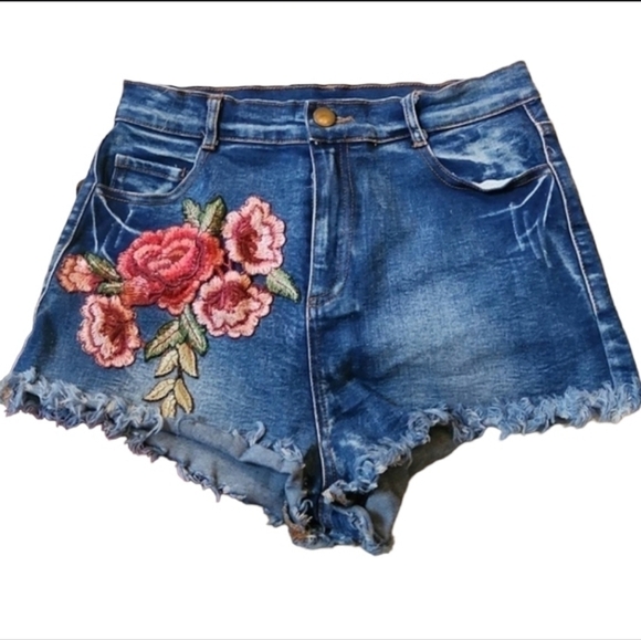 Apeach Rose Embroidered Denim Shorts - Picture 1 of 3
